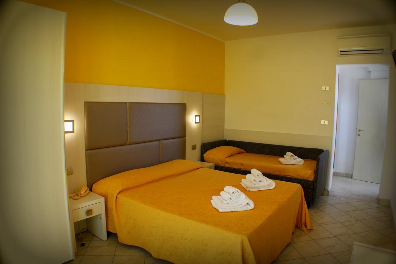 Hotel Adria Bellaria-Igea Marina Eksteriør billede
